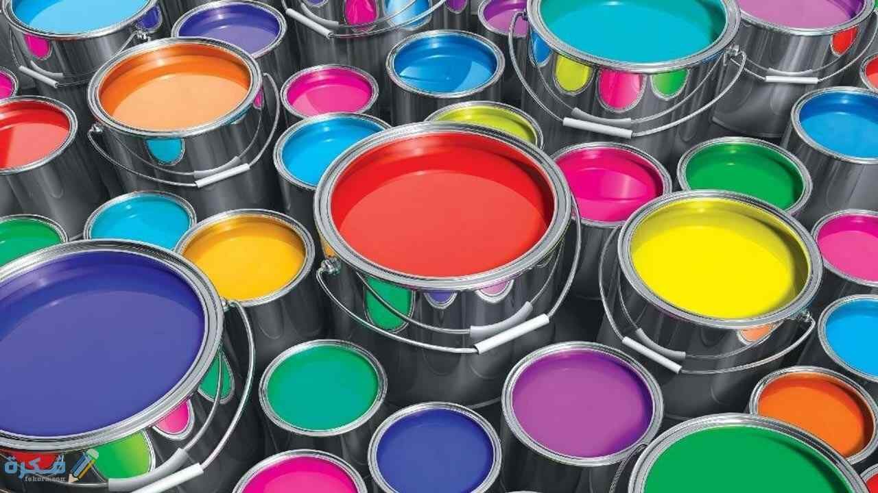 الدهانات والمواد الديكورية